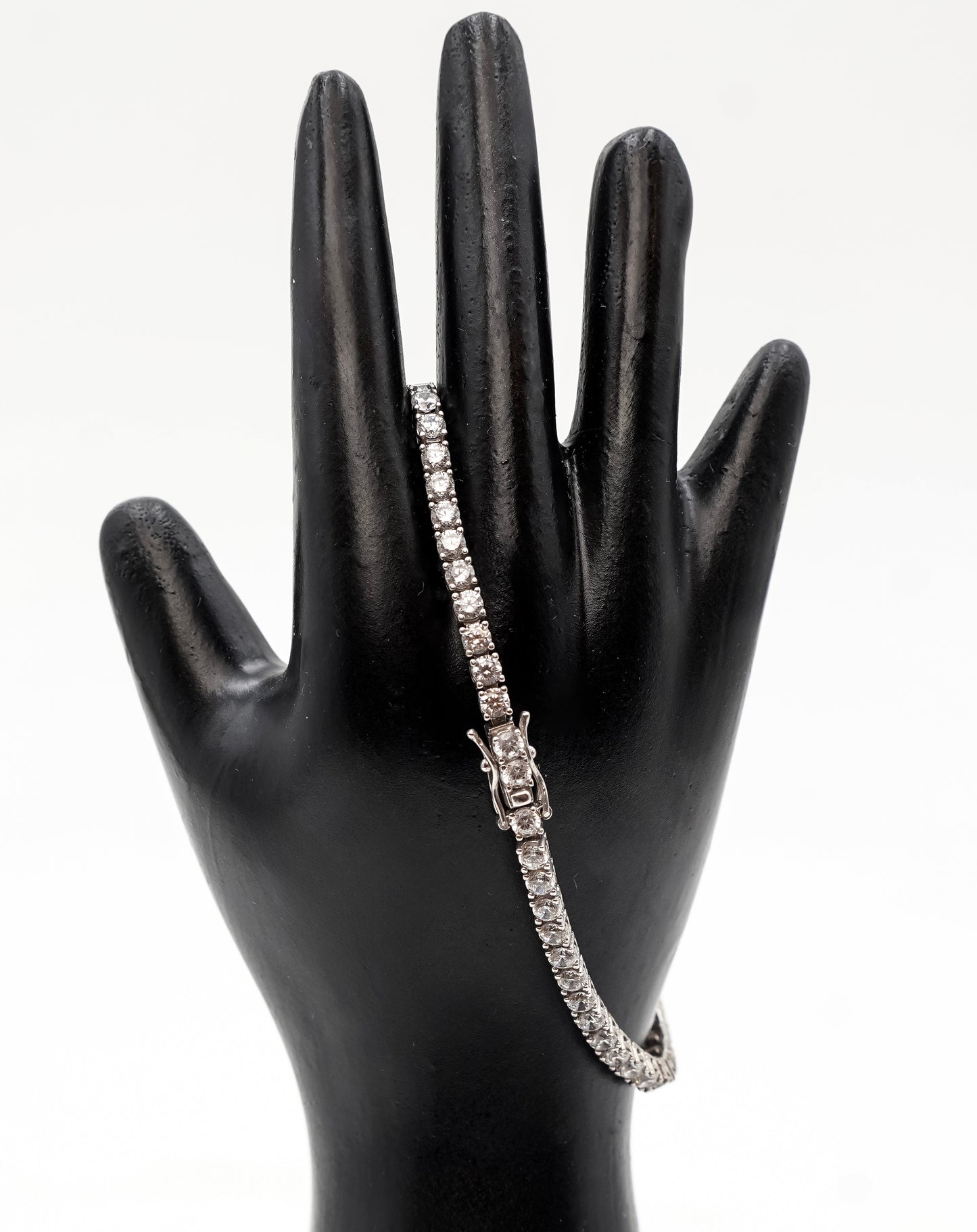 Bracelet rivière modèle diamant en argent 925