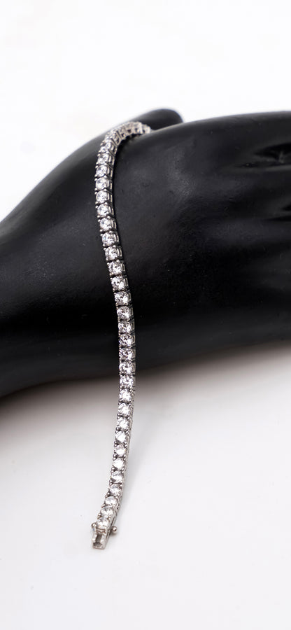 Bracelet rivière modèle diamant en argent 925