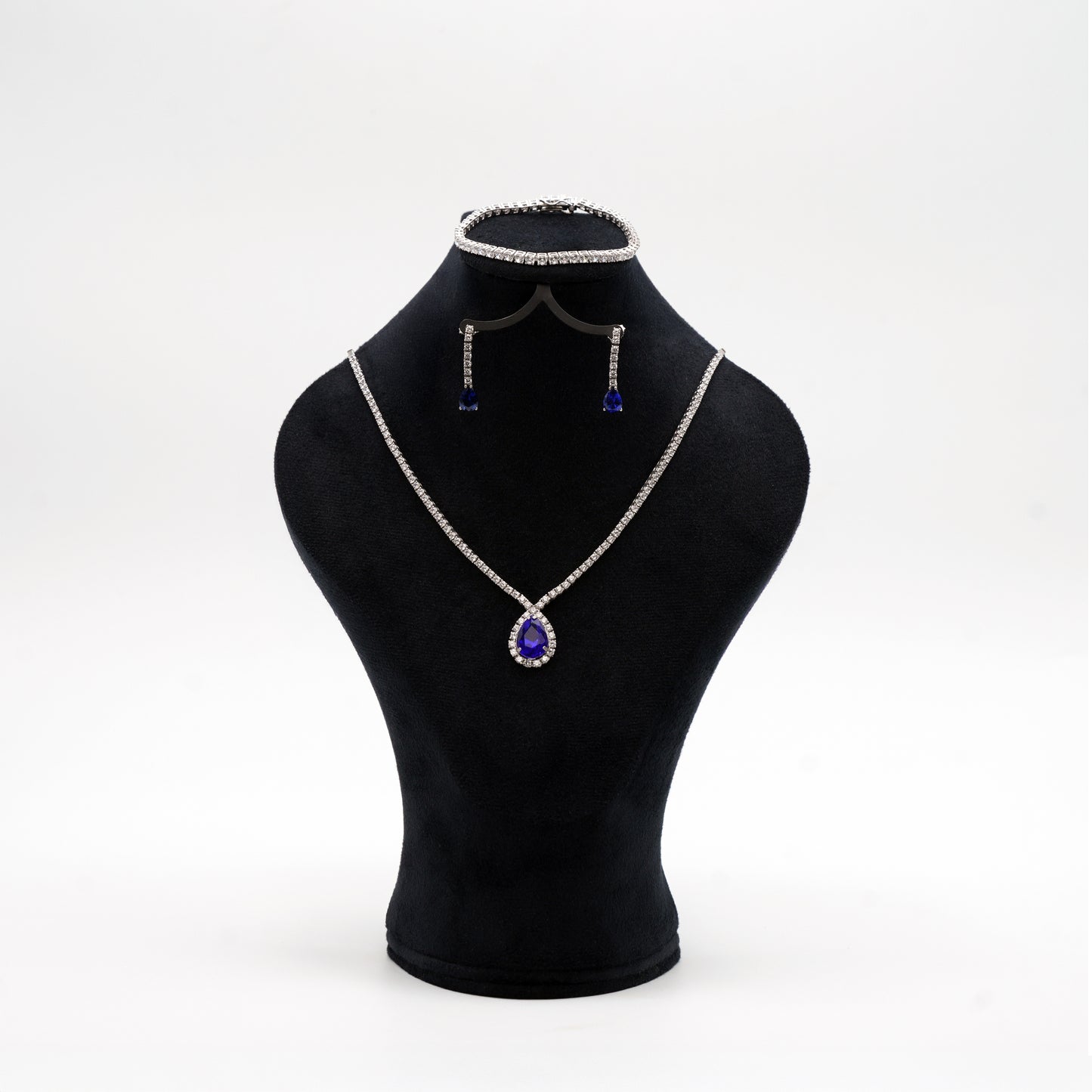 Parure modèle diamant en argent 925